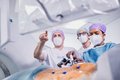 Modernste Verfahren wie die Mikrowellenablation kommen bei Patient:innen mit Krebs der inneren Organe wie Leber, Lunge oder Niere zum Einsatz