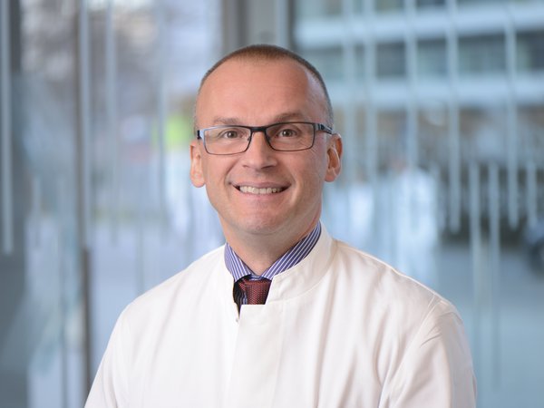 Prof. Dr. med. Andreas Walther, MHBA