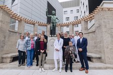 Der Bauausschuss des Klinikums Stuttgart bei der Einweihung. (Bild: Klinikum Stuttgart/ Tobias Grosser)
