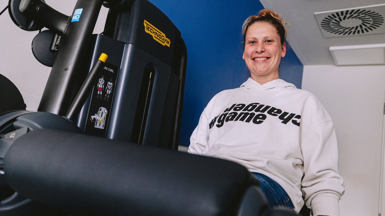 Cornelia Mast trainiert