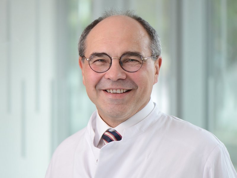 Dr.med. Rainer Bischoff Facharzt Für Dermatologie Team | Thoraxchirurgie | Klinikum Stuttgart