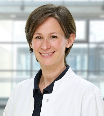 Dr. Stefanie Finck