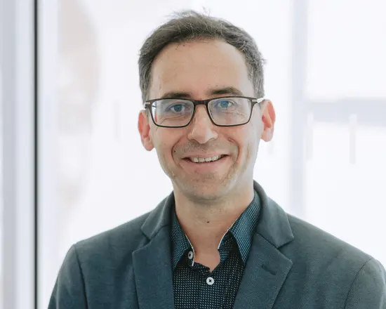 Dr. Dennis Gmehlin