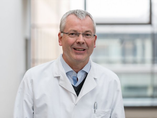 Prof. Dr. med. Peter von den Driesch, Ärztlicher Direktor Zentrum für Dermatologie, Phlebologie und Allergologie