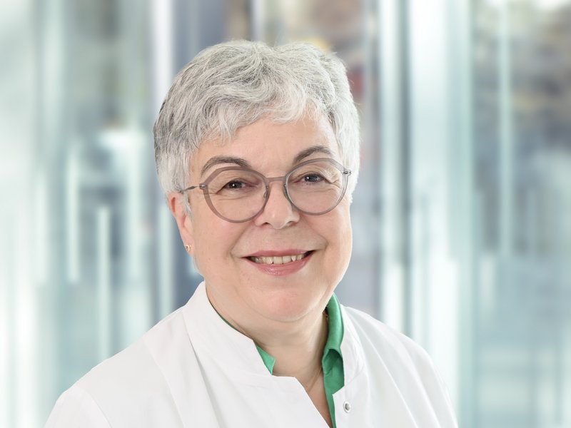 Dr. Beate Luz